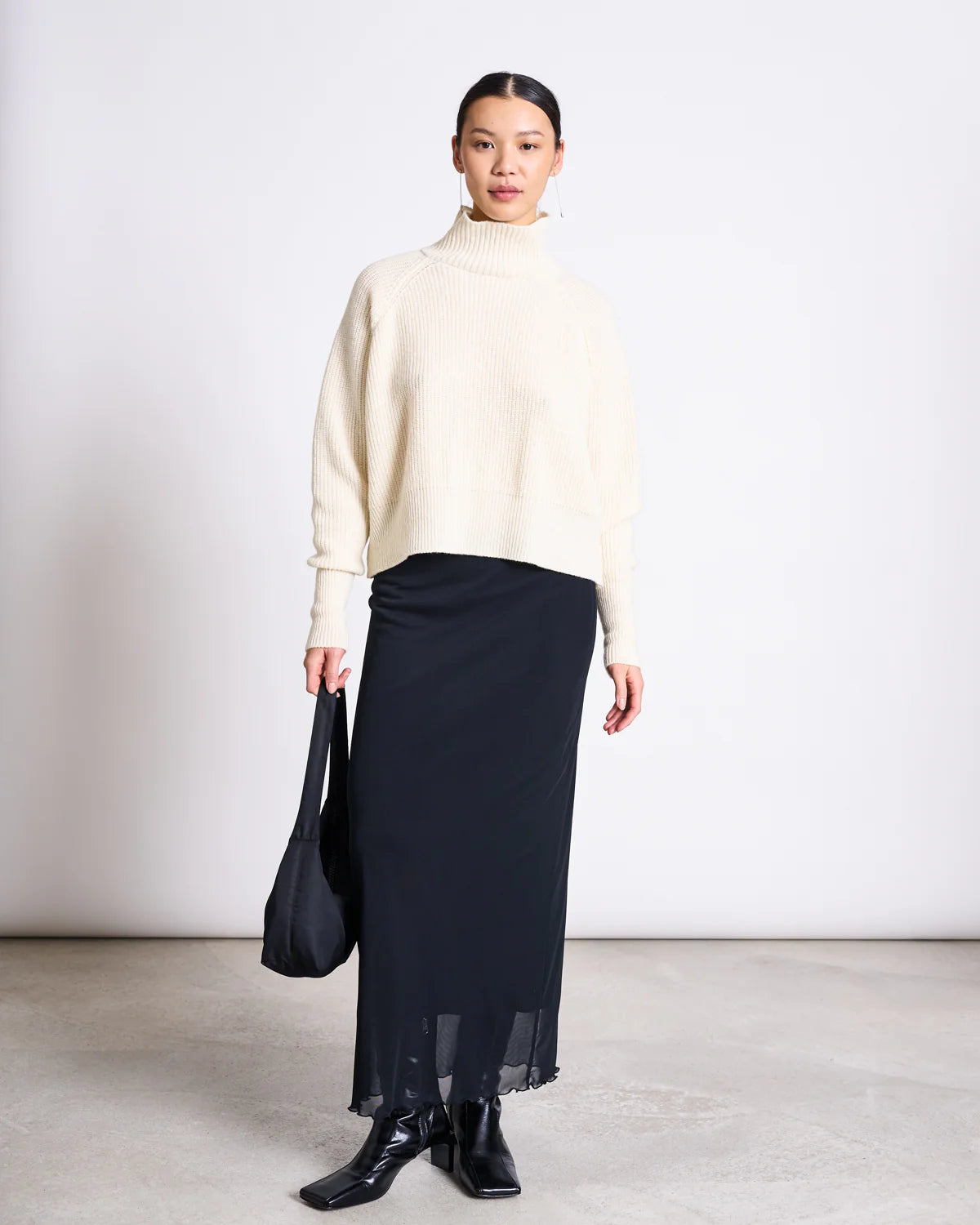 HIGH-NECK JUMPER WOOLY OLA | OFFWHITE