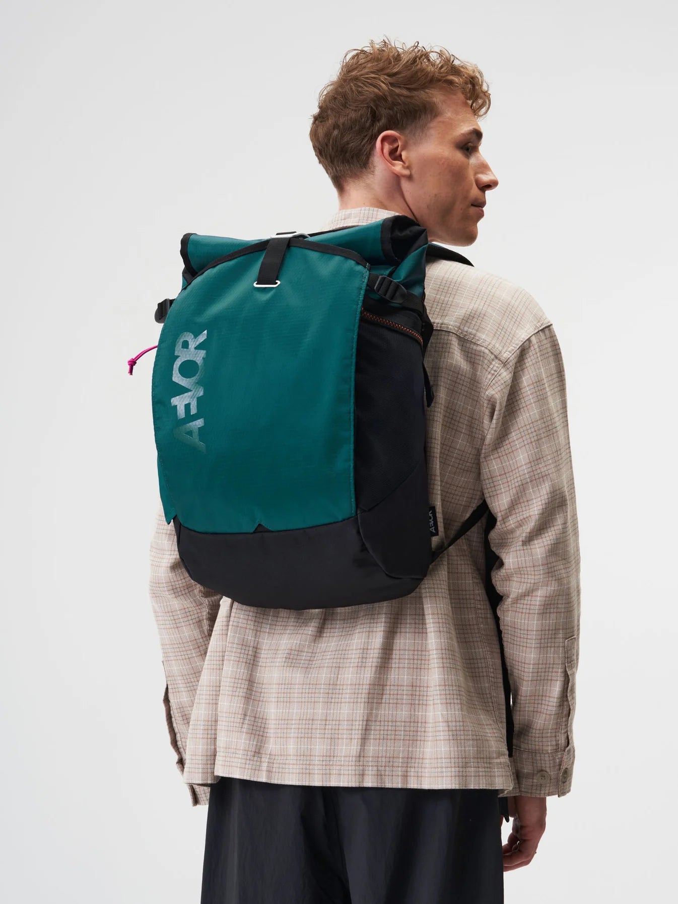 ROLL PACK | PROOF EVERGREEN