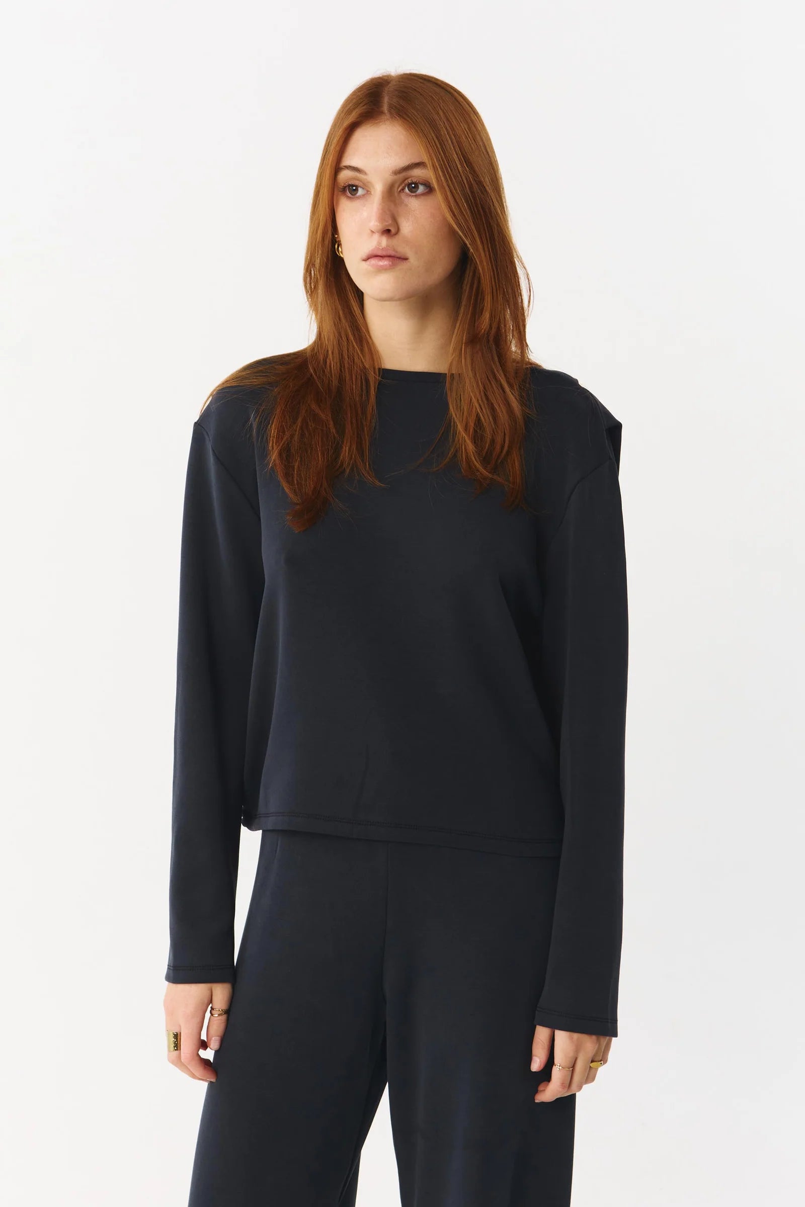 NICE SWEATER | BLACK