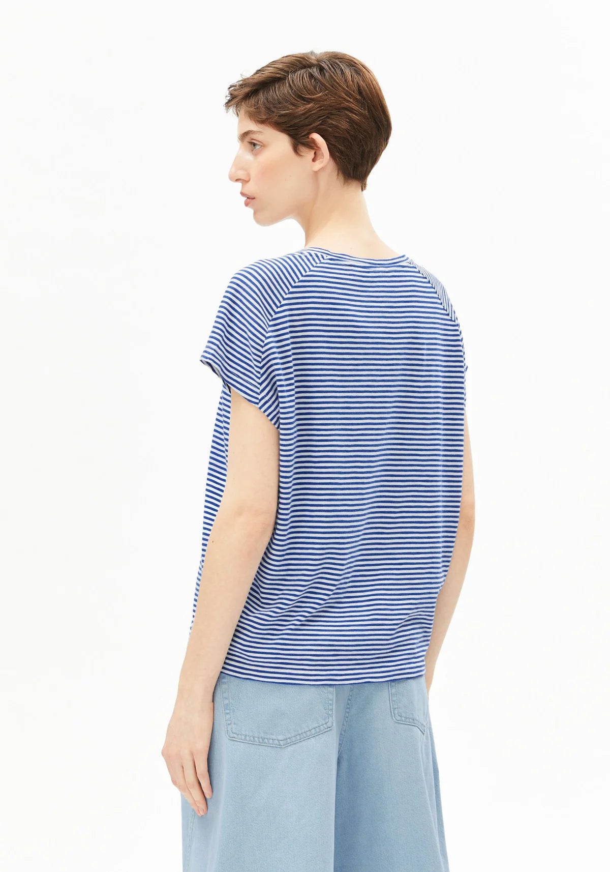 GESTREIFTES JERSEY T-SHIRT | OATMILK-DYNAMO BLUE