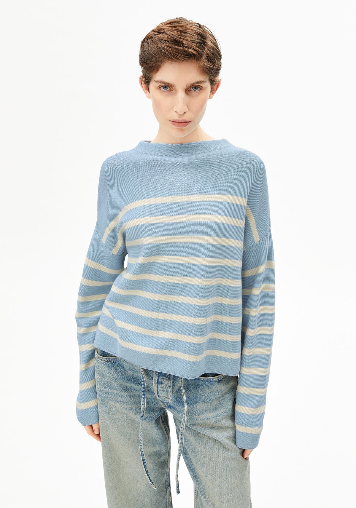 MERINAA GESTREIFTER STRICKPULLOVER | BLUE GLOW-OATMILK