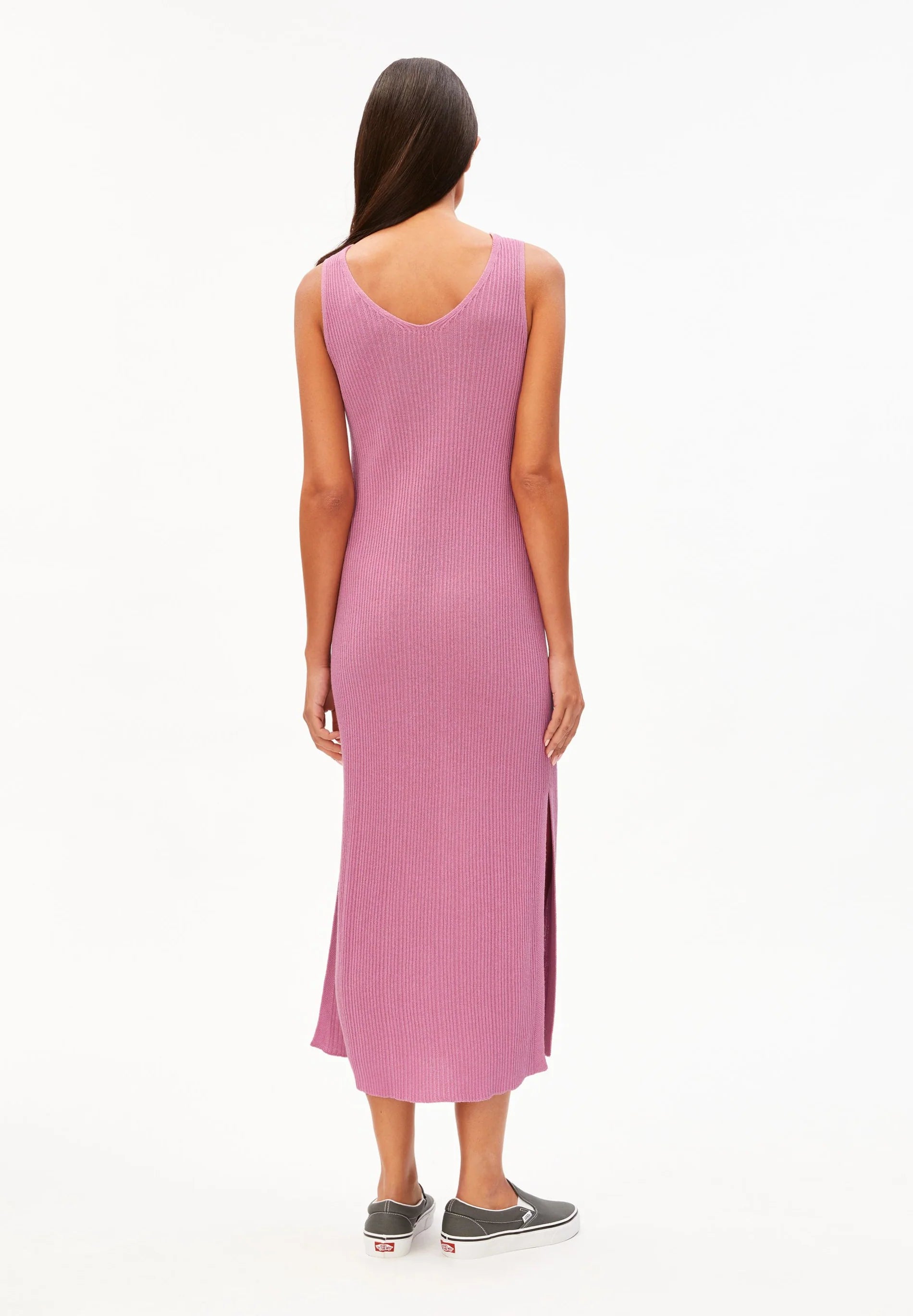LINEN BLEND KNIT DRESS | WASHED BERRY