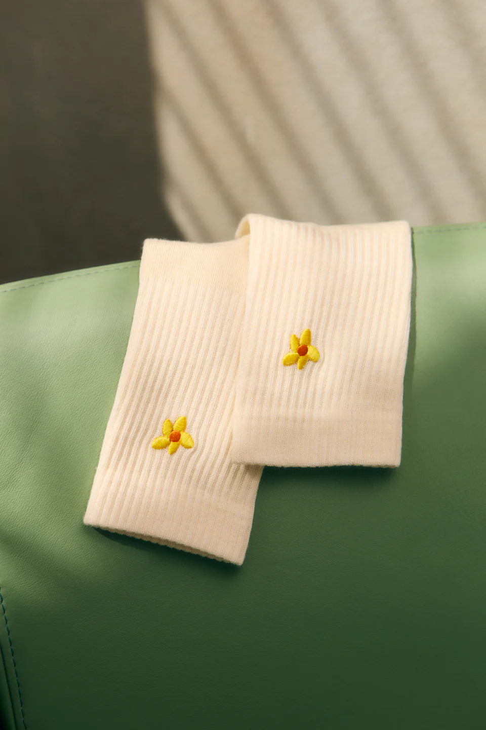 YELLOW FLOWER SOCKS