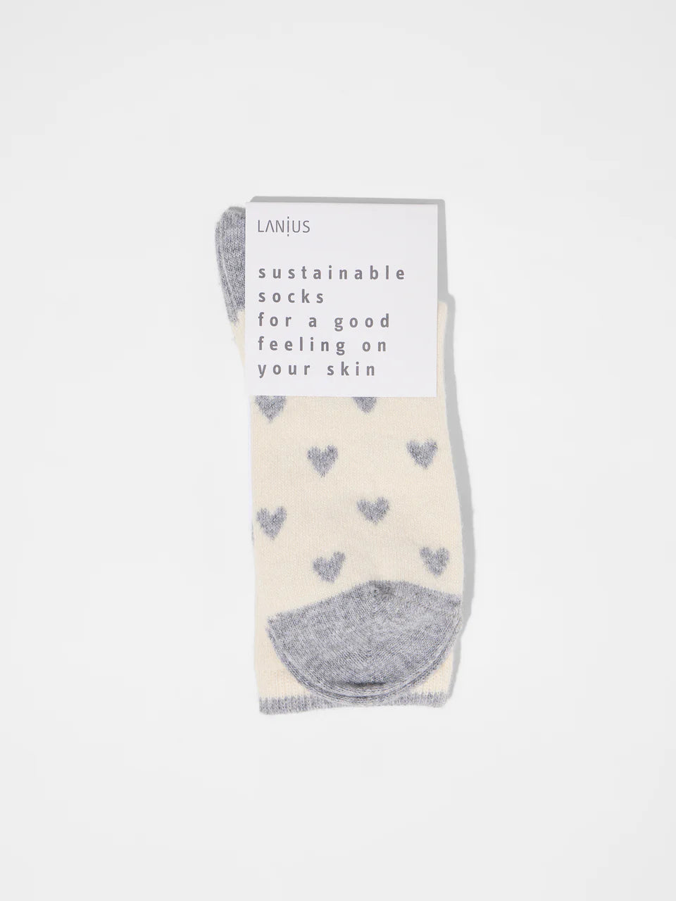 SOCKEN MIT HERZEN (GOTS) | OFF WHITE