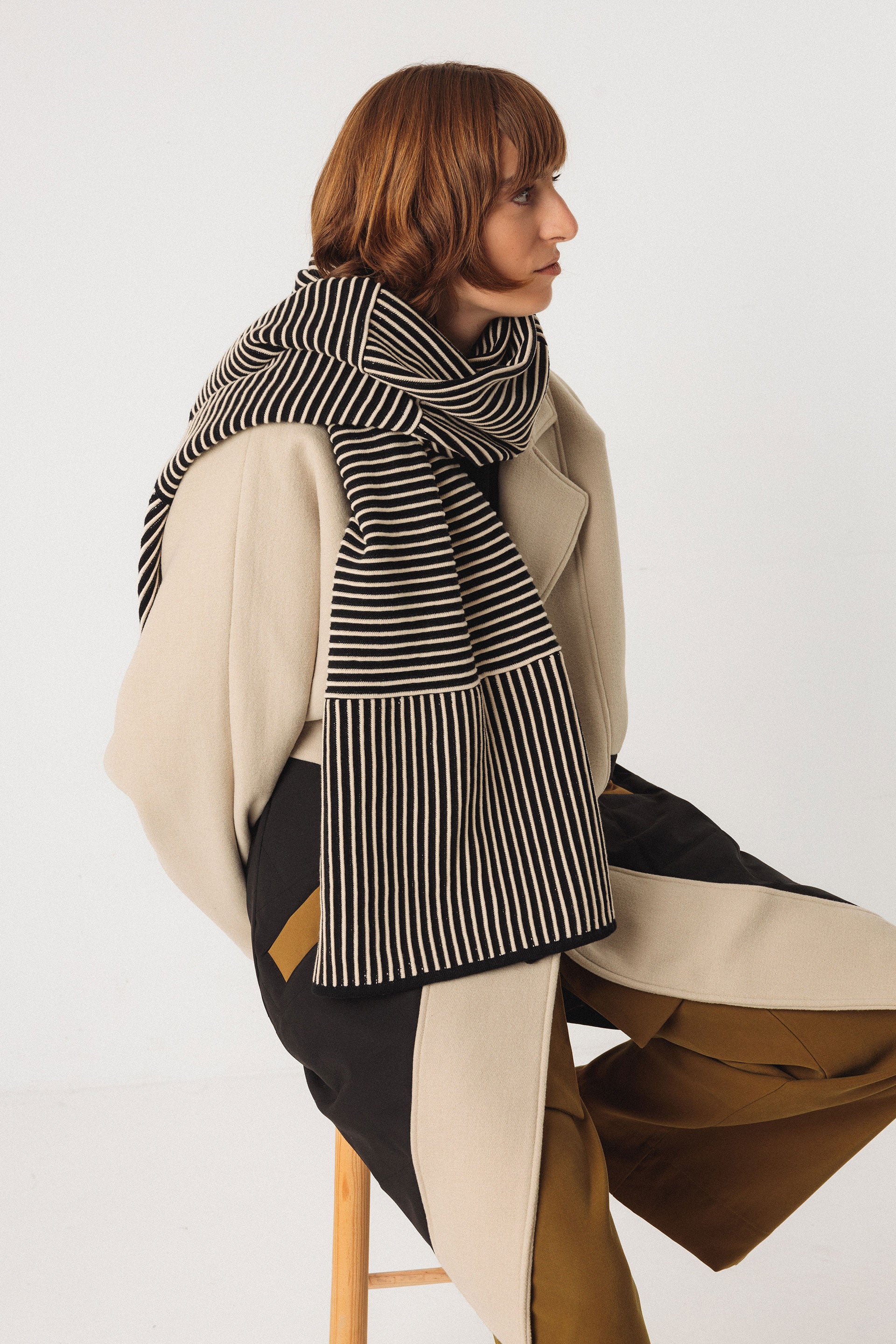 ARBEA-GOTS SCARF | BLACK
