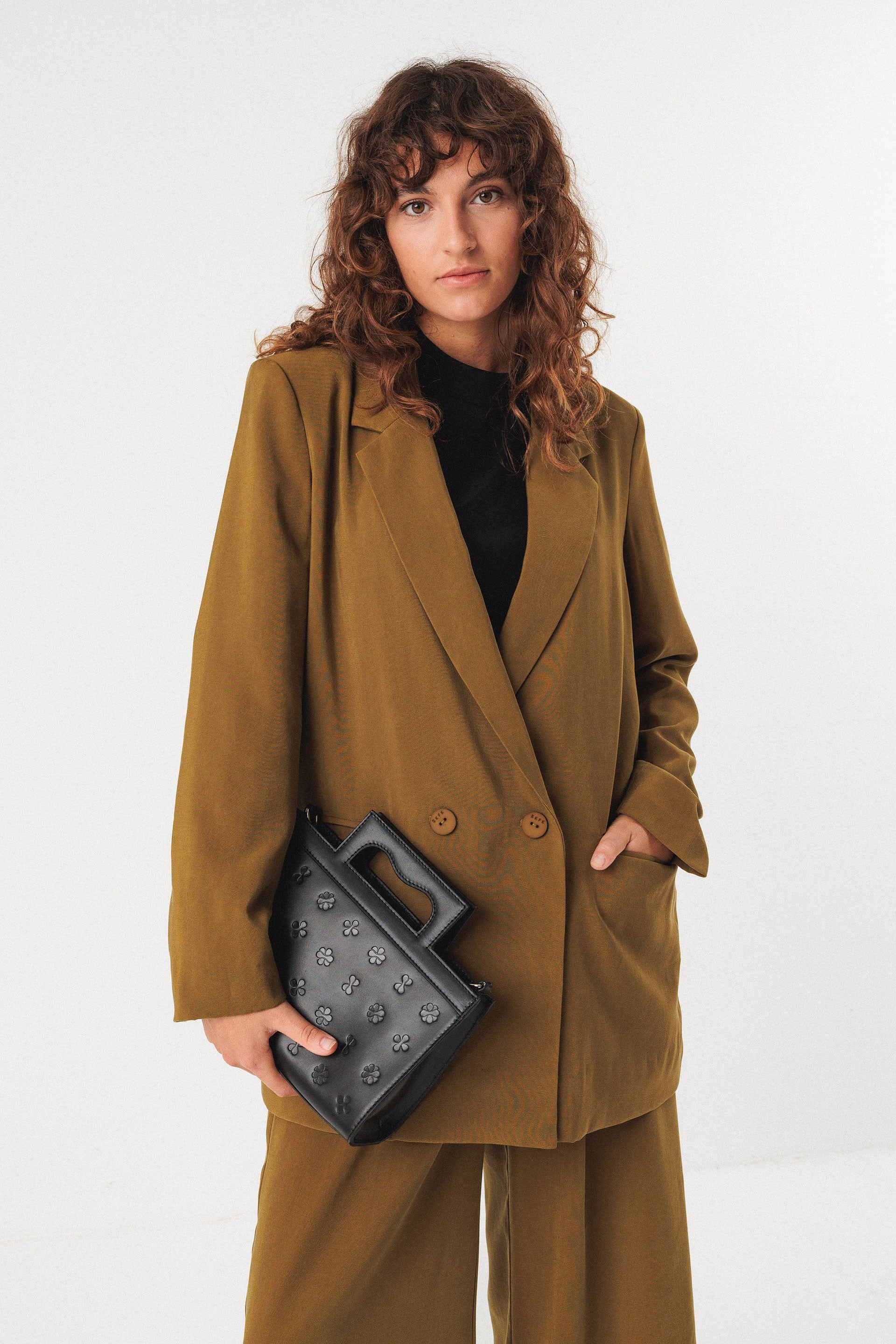 ATXA JACKET | OLIVE GREEN