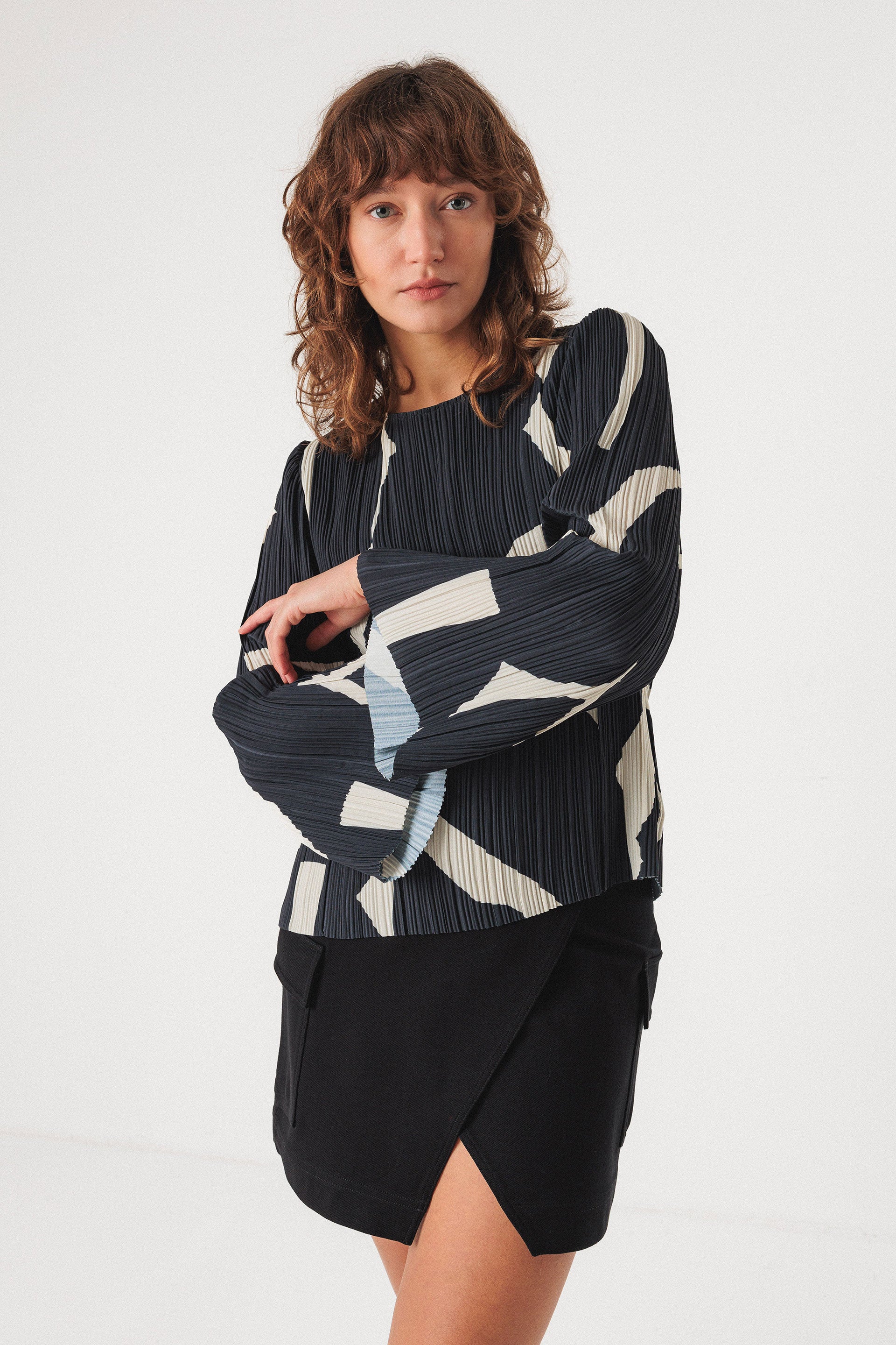 ELBIRA SHIRT | HALF AND HALF